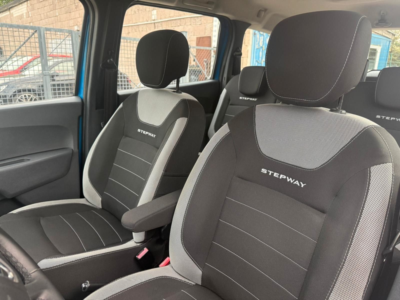 Dacia Lodgy Stepway — photo 12