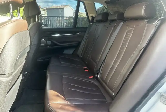 BMW X5 view 12