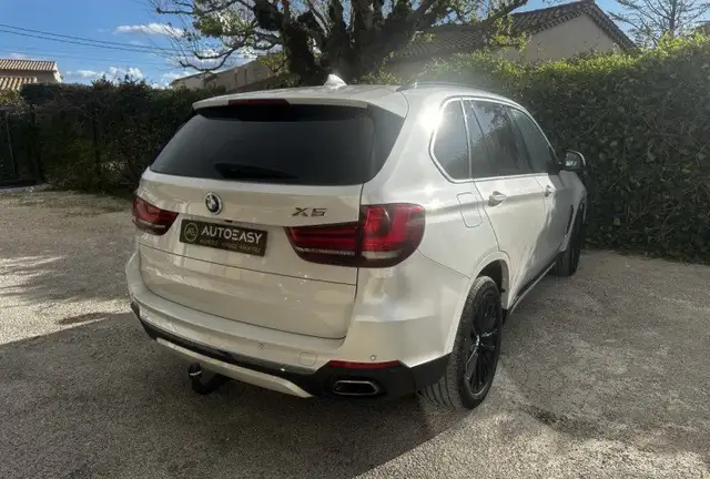 BMW X5 view 3