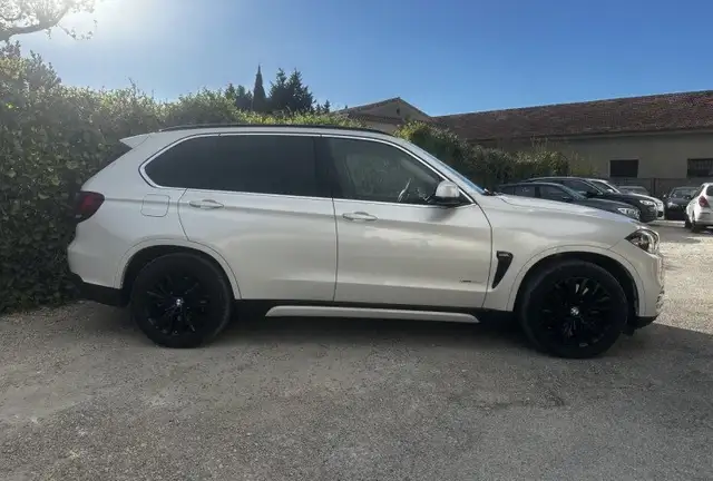 BMW X5 view 6