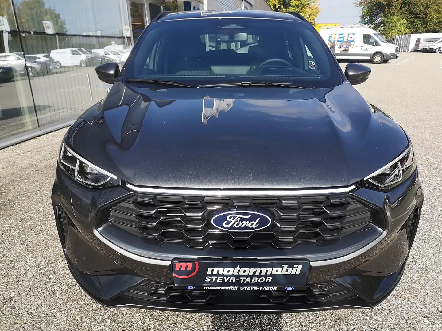 Ford Kuga 1,5 EcoBoost ST-Line Aut. Grau - 2