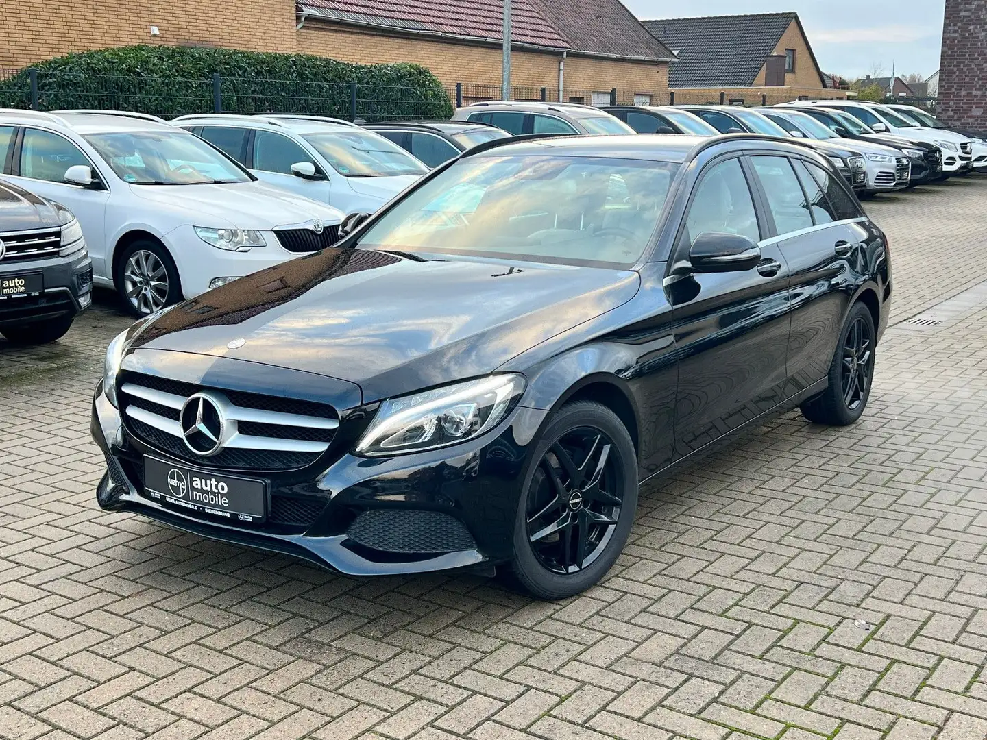 Mercedes-Benz C 220 d T, LED, AHK 1.8t, Tempomat, Schalter Nero - 1
