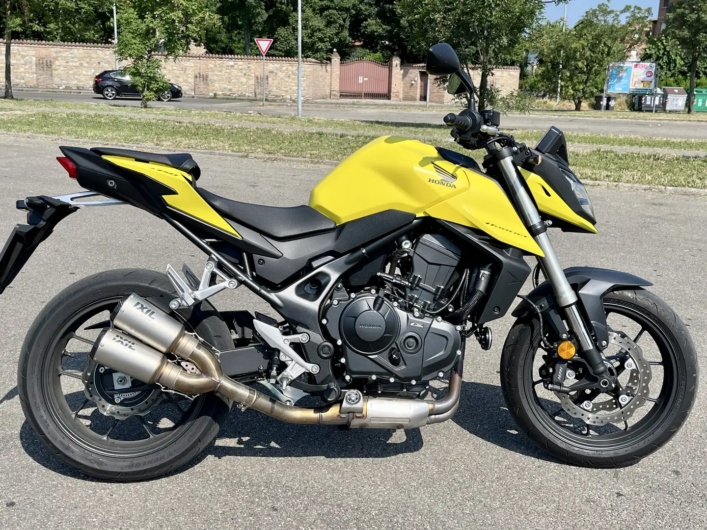 Honda Hornet CB 750 Hornet (2023 - 24) Giallo - 1