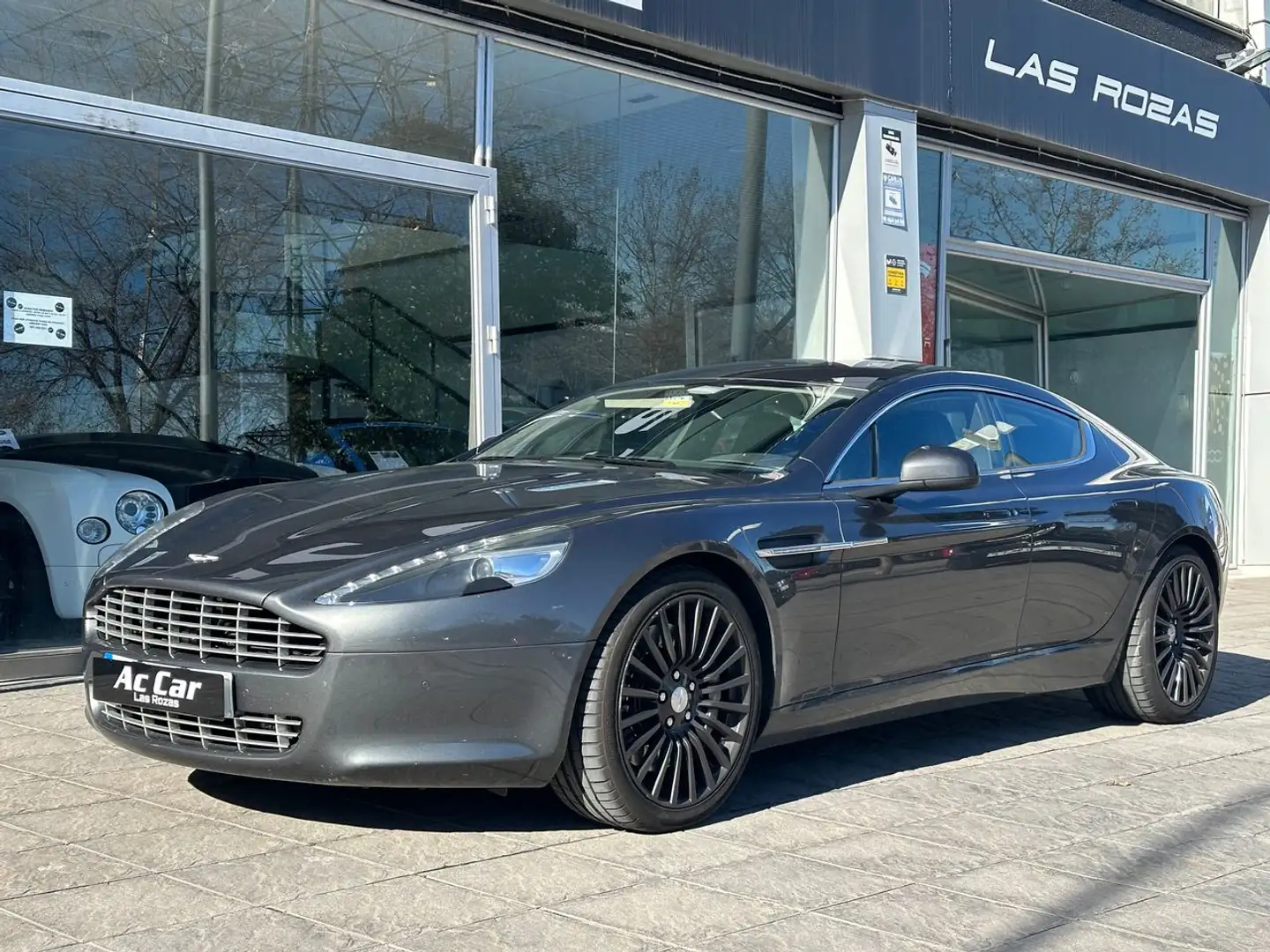 Aston Martin Rapide Szürke - 2