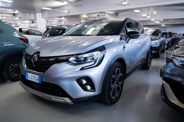 2022 Renault Captur in Grey for sale