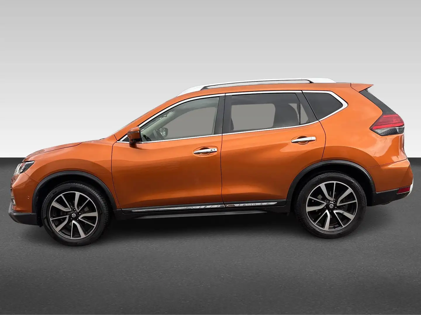 Nissan X-Trail 1.6 DIG-T Tekna Oranje - 2