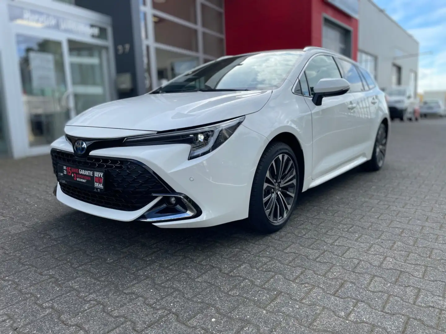 Toyota Corolla TS Teamplayer *Summer Special 1,99 % Wit - 2