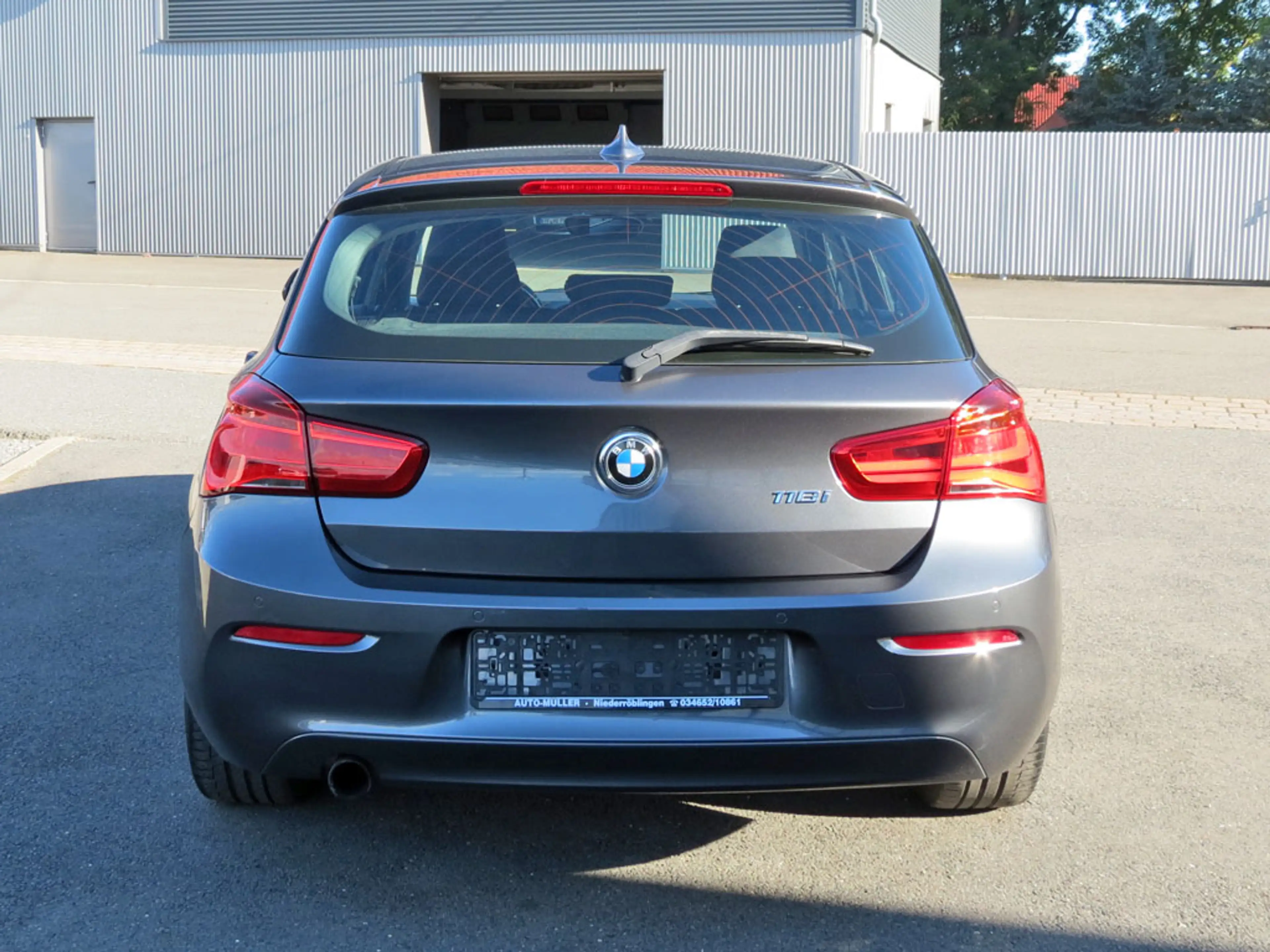 BMW 118 i Advantage Navi LED Lenkradheiz. Sitzheiz. — photo 6