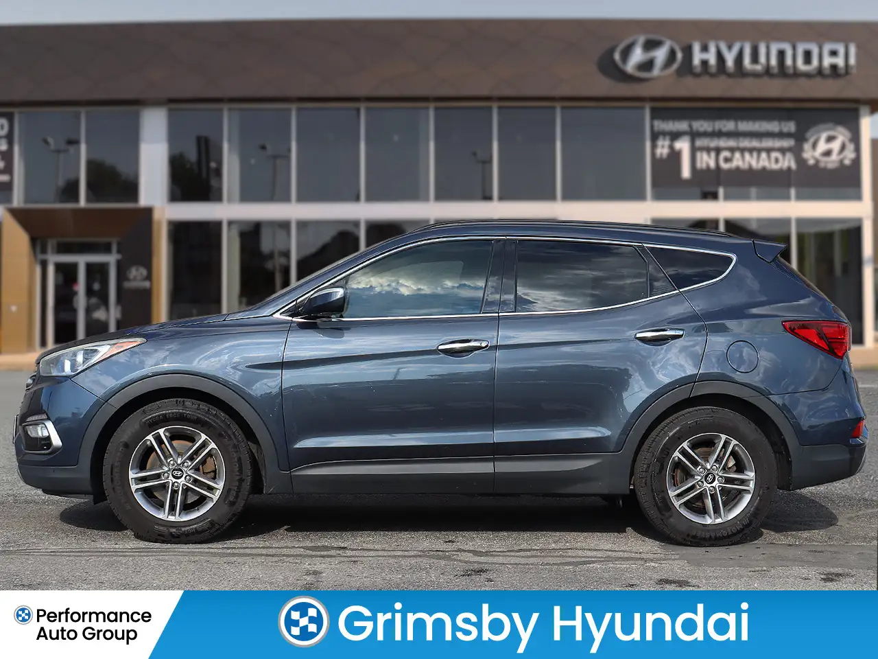 Hyundai SANTA FE photo Hyundai SANTA FE