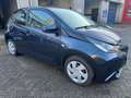 Toyota Aygo 1.0 VVT-i x-play AIRCO LED ORG 128525 KM NAP O.H B Blau - thumbnail 4