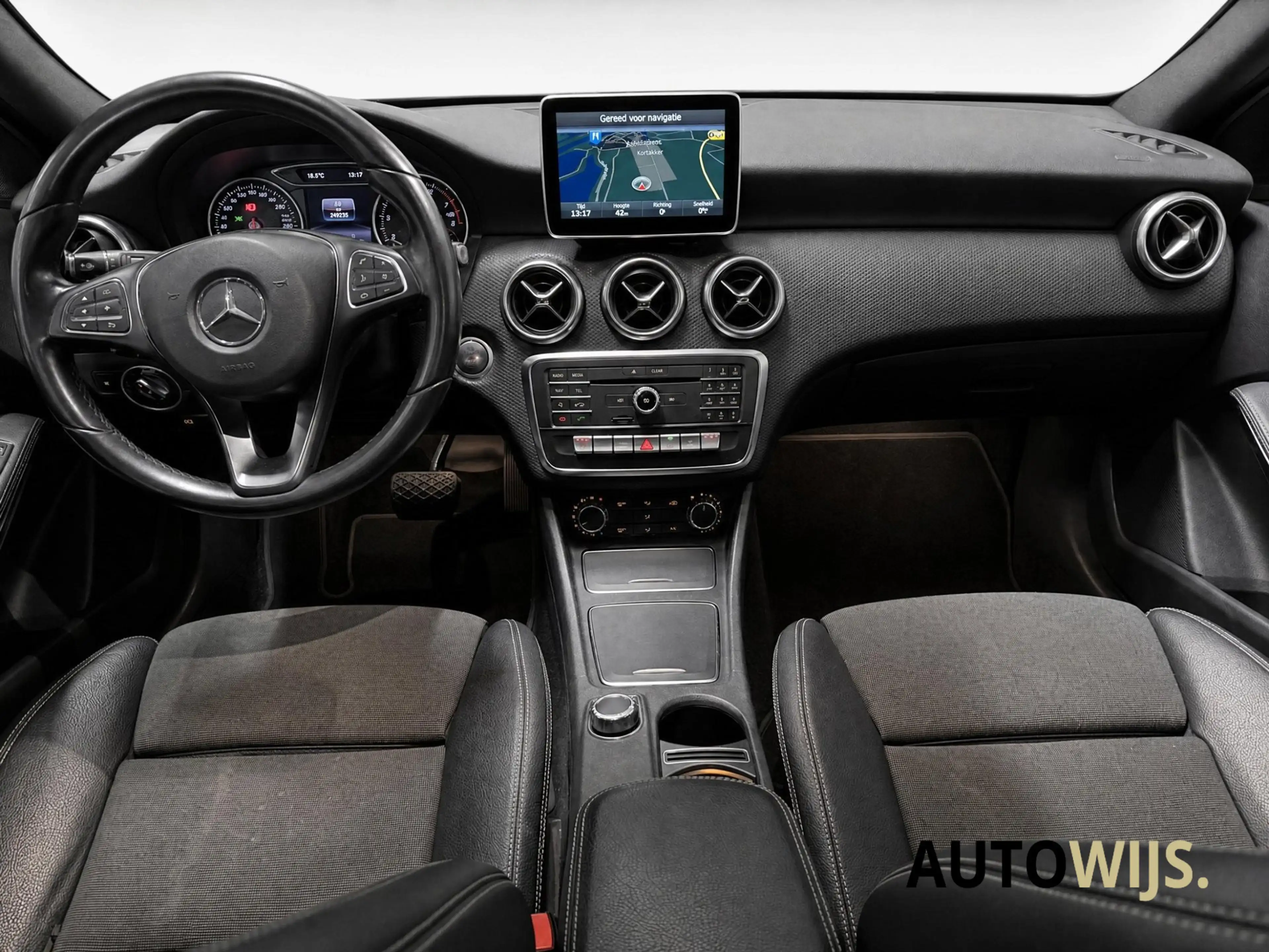 Mercedes-Benz A 180 Ambition|NL AUTO|AMG VELGEN|FACELIFT|AUT|GROOT NAV — photo 3