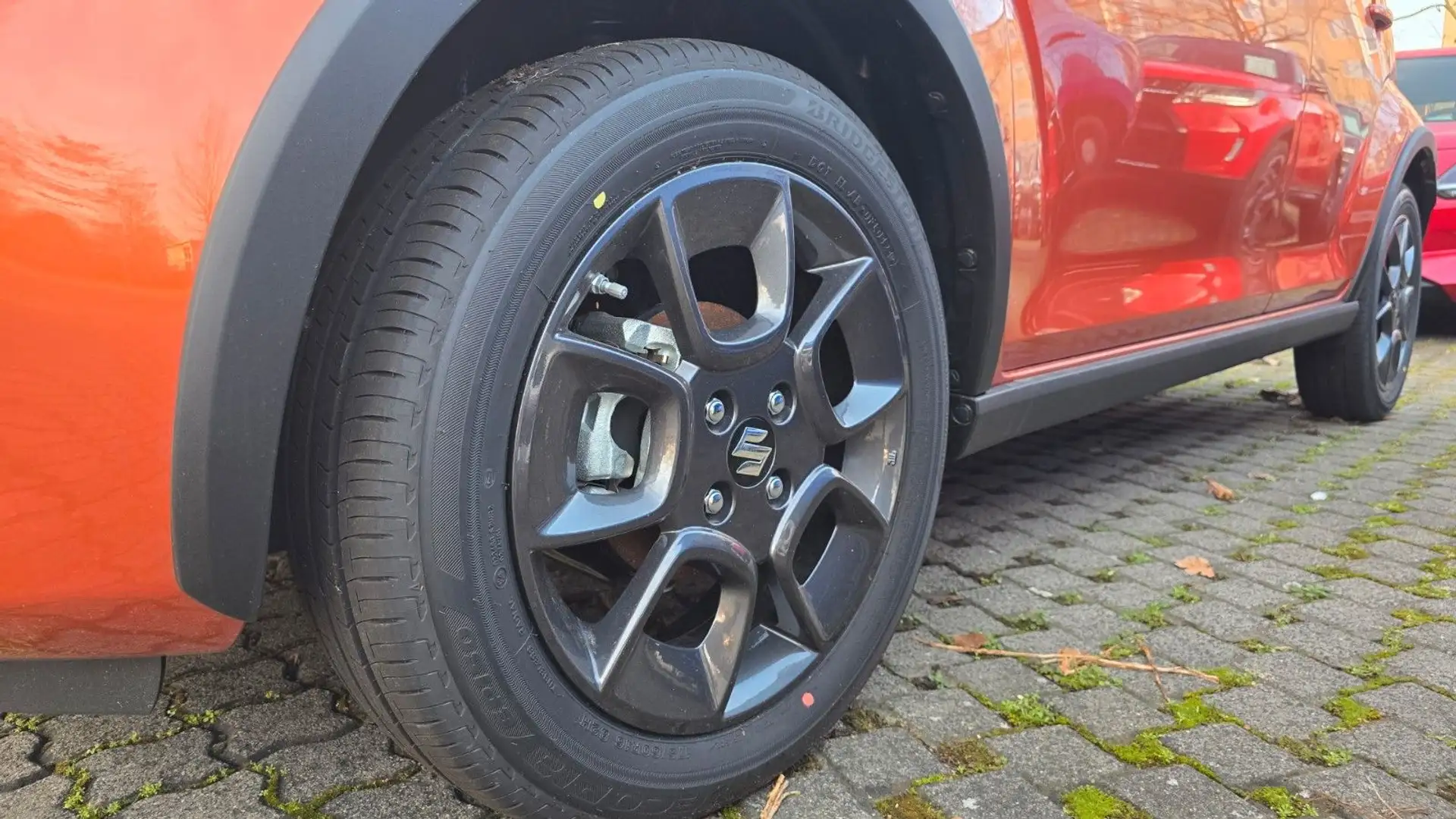 Suzuki Ignis 1,2 Comfort+ NAVI/WKR Orange - 2