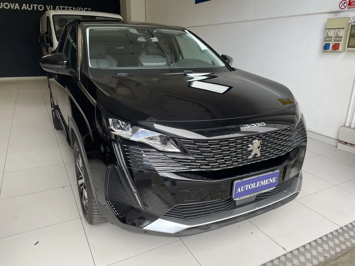 Peugeot 3008 3008 PureTech Turbo 130 S&S EAT8 Allure Pack Zwart - 1
