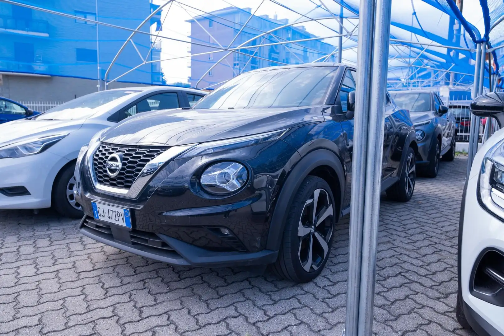 Nissan Juke 1.0 dig-t N-Connecta 114cv dct Noir - 1