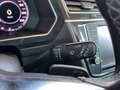 Volkswagen Tiguan II 2.0 TDI 150 ch Carat Exclusive R-Line / Toit Ouvrant / Entretien Complet Noir - thumbnail 32