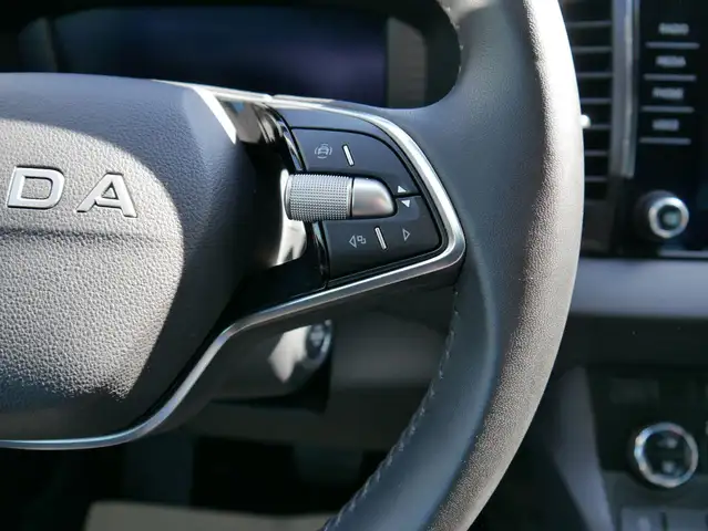 Skoda Karoq view 4