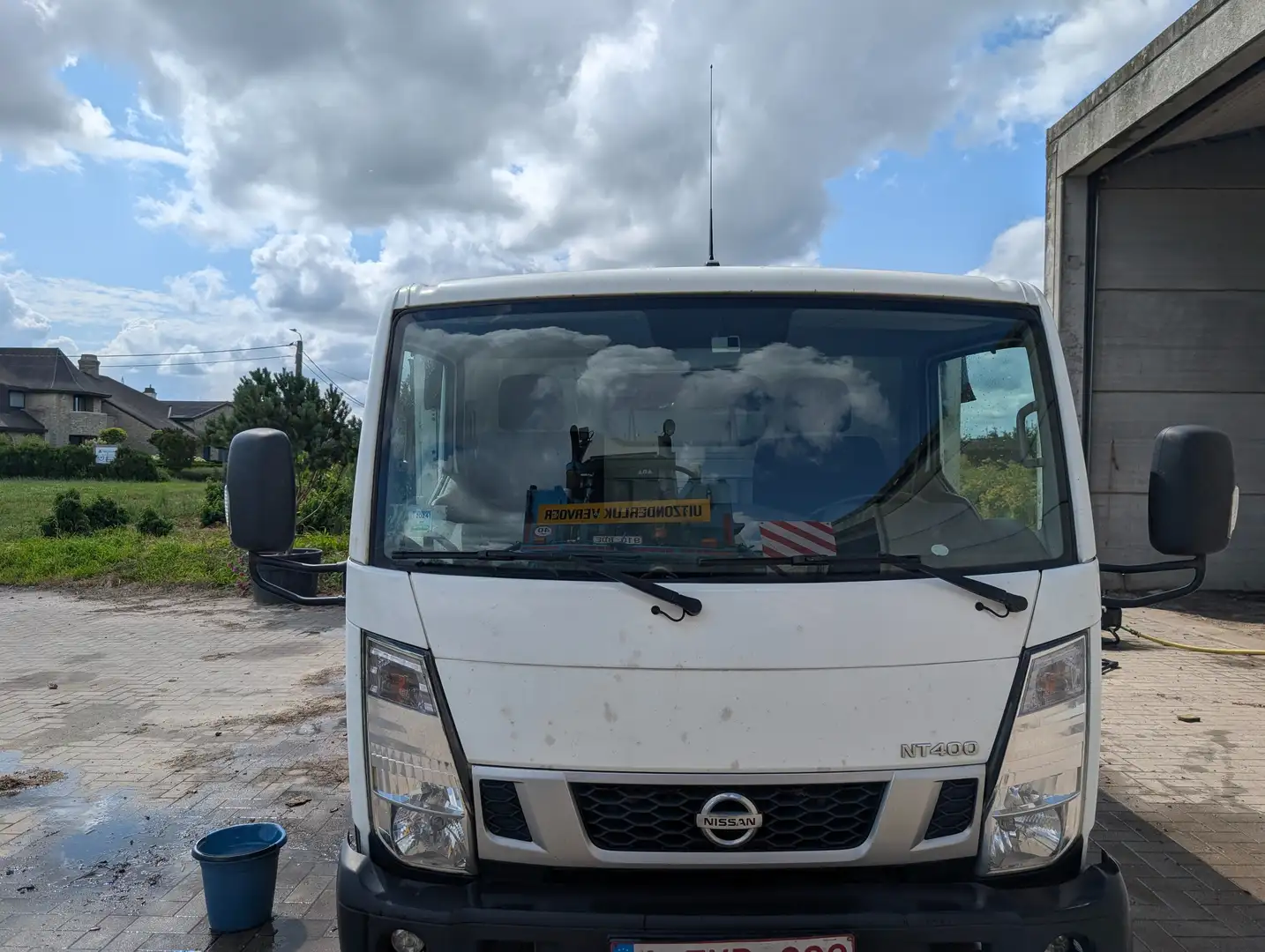 Nissan Cabstar NT400 35.15 L1 pro bijela - 1