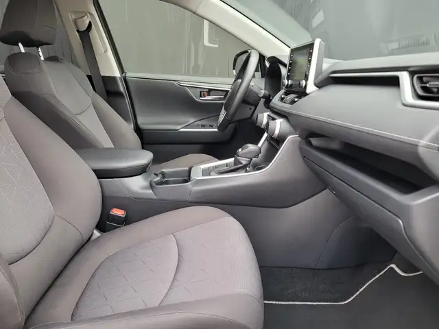 Toyota Rav4 view 10