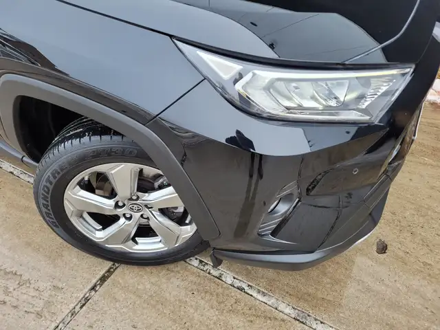 Toyota Rav4 view 7
