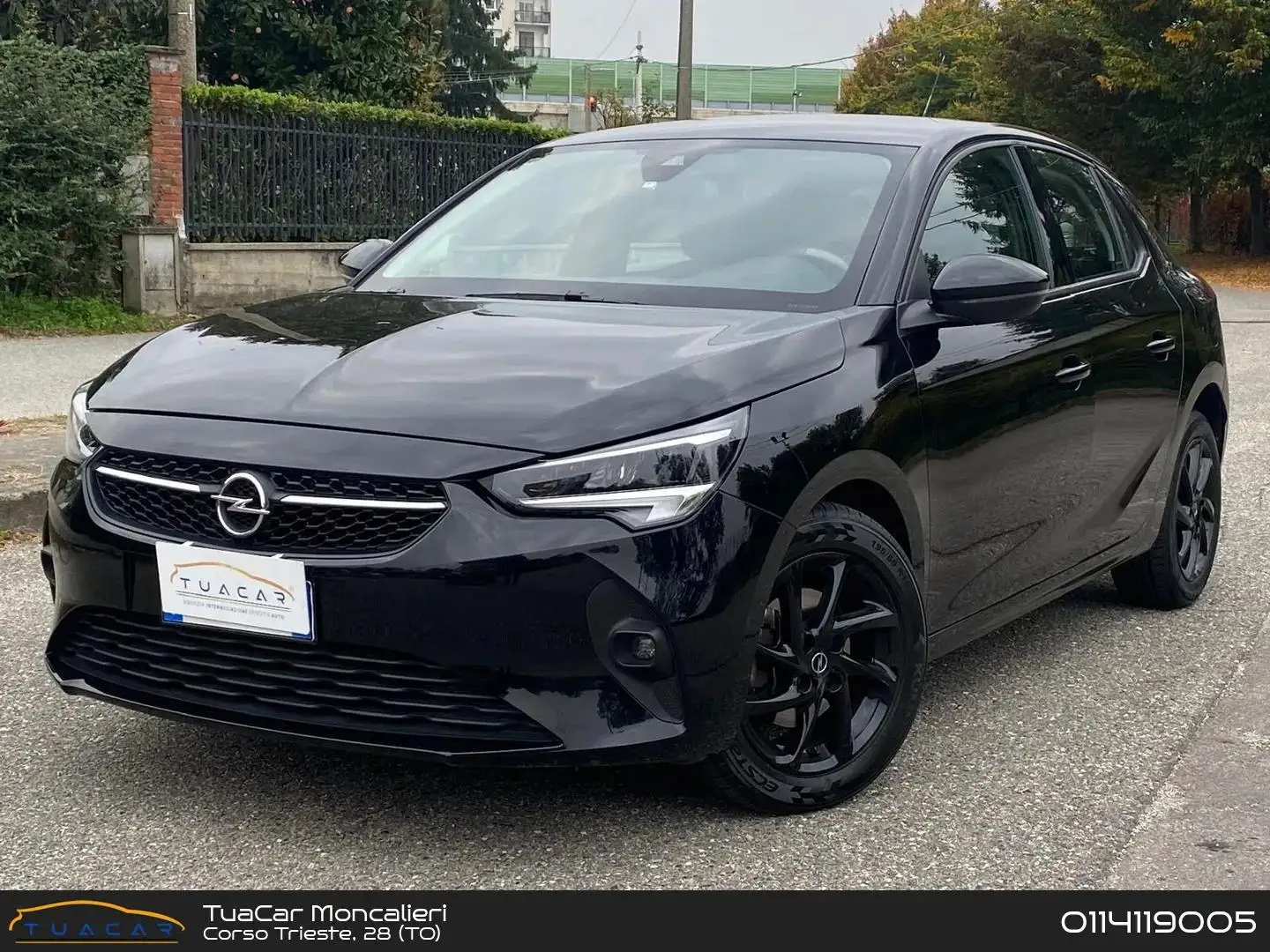 Opel Corsa Elegance 1.2 Direct Injection Turbo Schwarz - 1