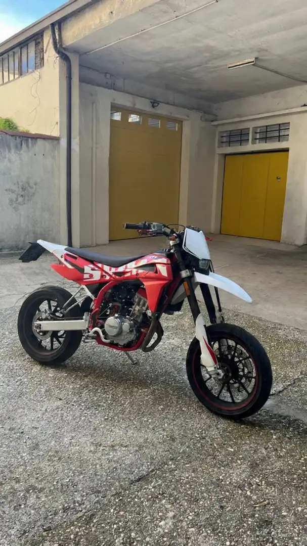 SWM SM 125 R Motard - 1