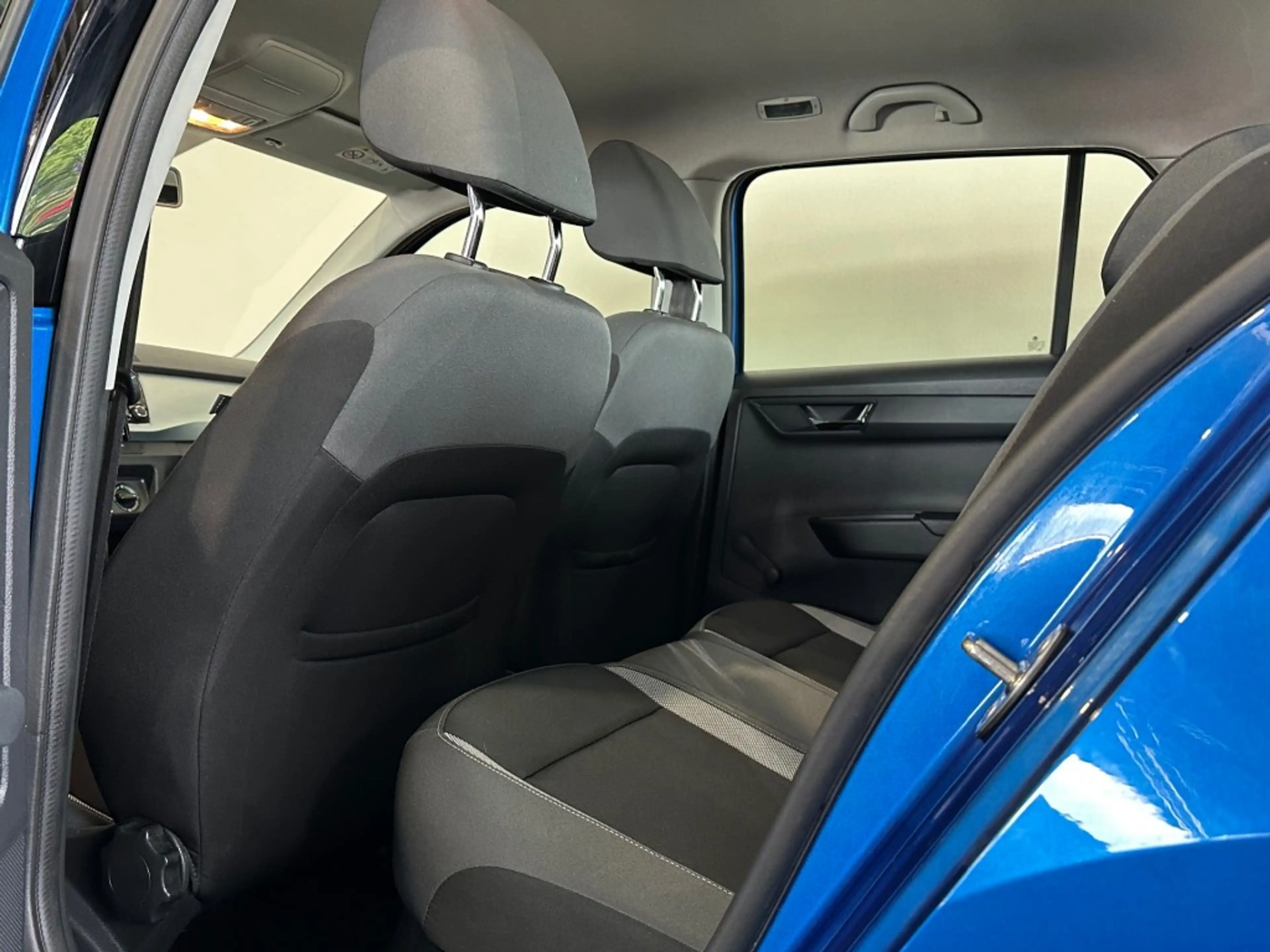 Skoda Fabia 1.0 TSI DRIVE l 5DRS l AIRCO l PDC l CRUISE l — photo 38