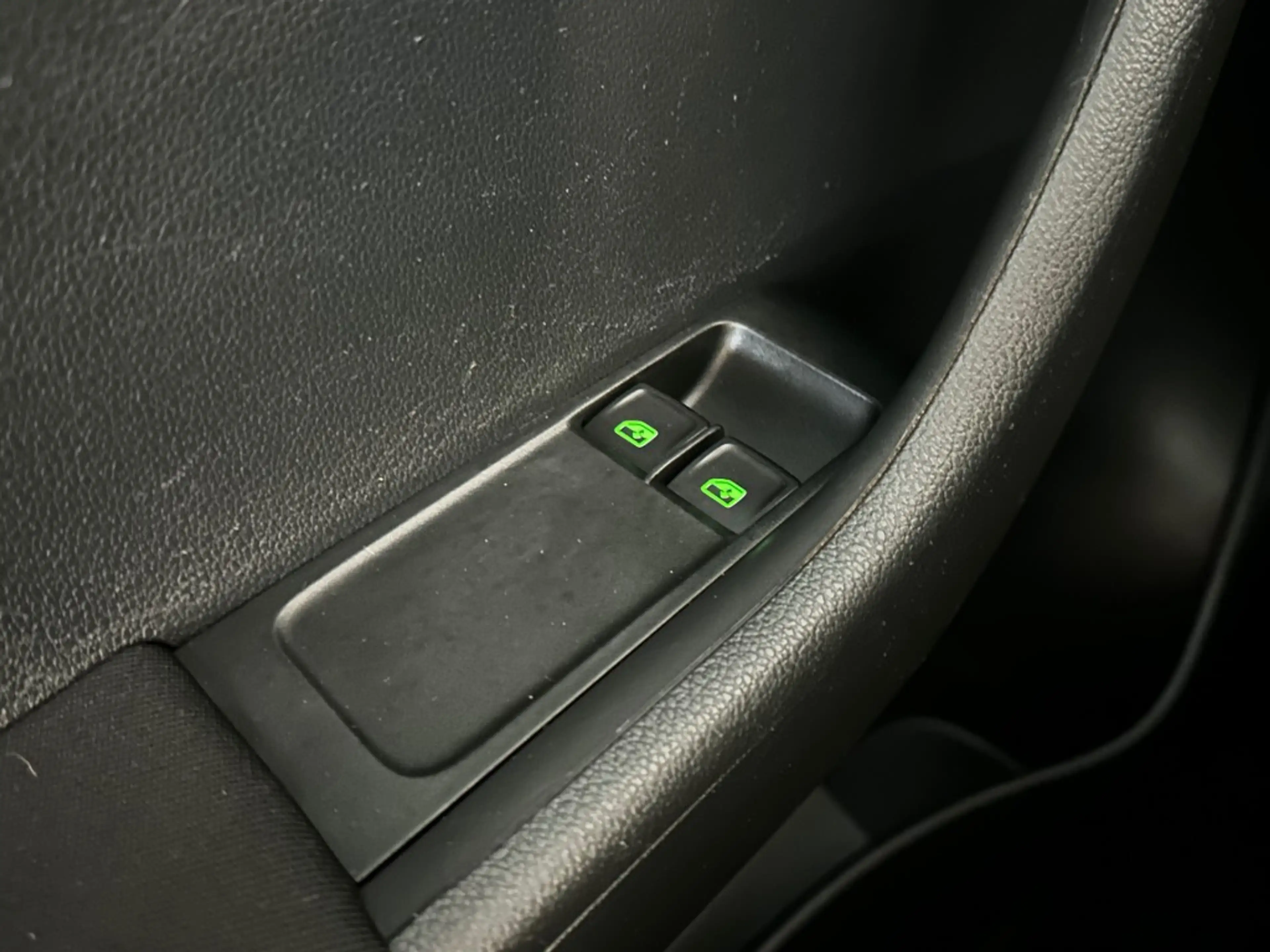 Skoda Fabia 1.0 TSI DRIVE l 5DRS l AIRCO l PDC l CRUISE l — photo 31