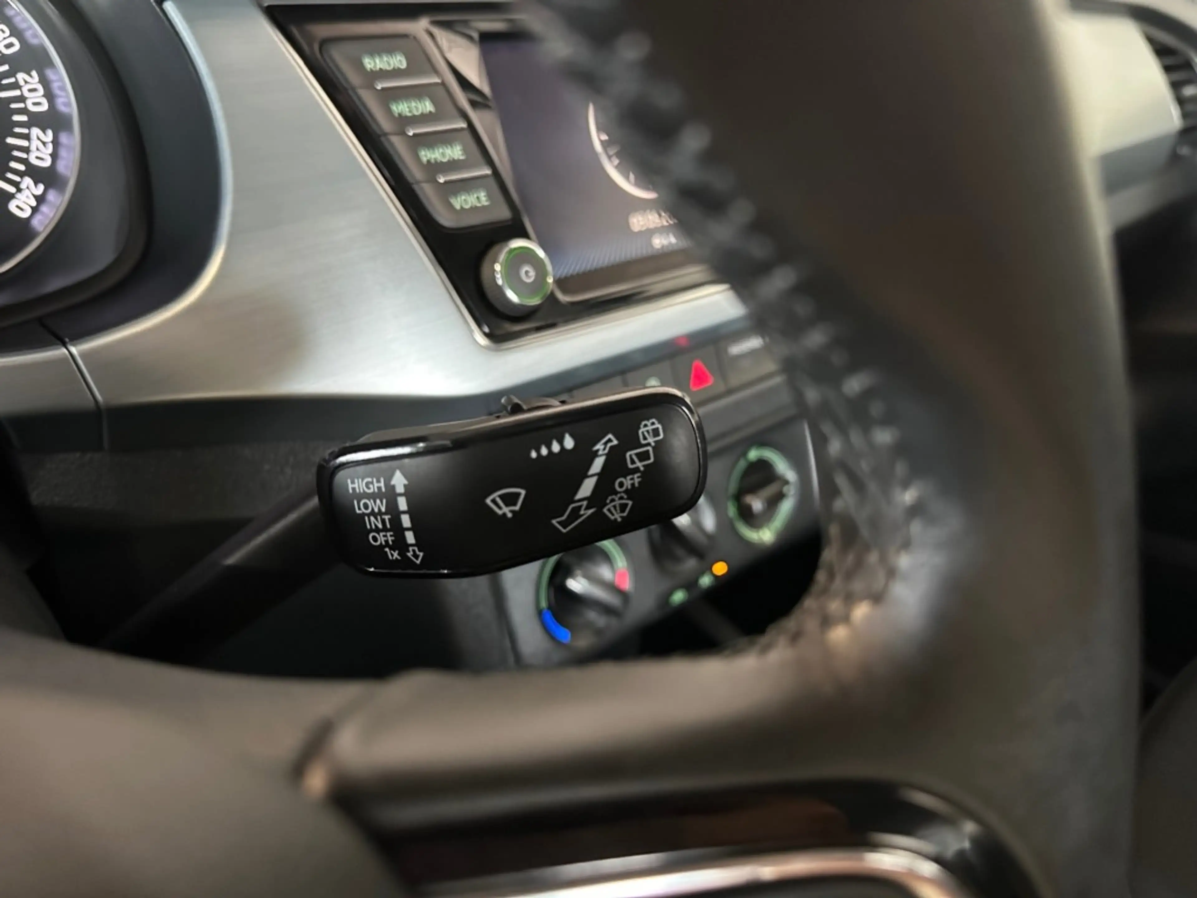 Skoda Fabia 1.0 TSI DRIVE l 5DRS l AIRCO l PDC l CRUISE l — photo 22