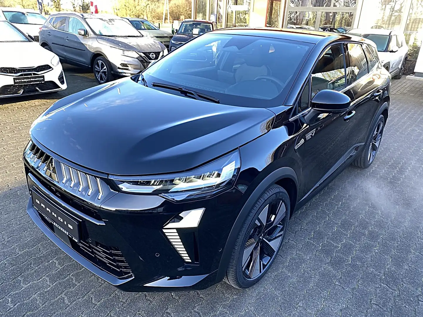 Mitsubishi Grandis INTRO EDITION 1,8l HEV AT Klima Navi Schwarz - 2