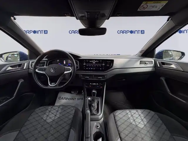 Volkswagen Polo view 11