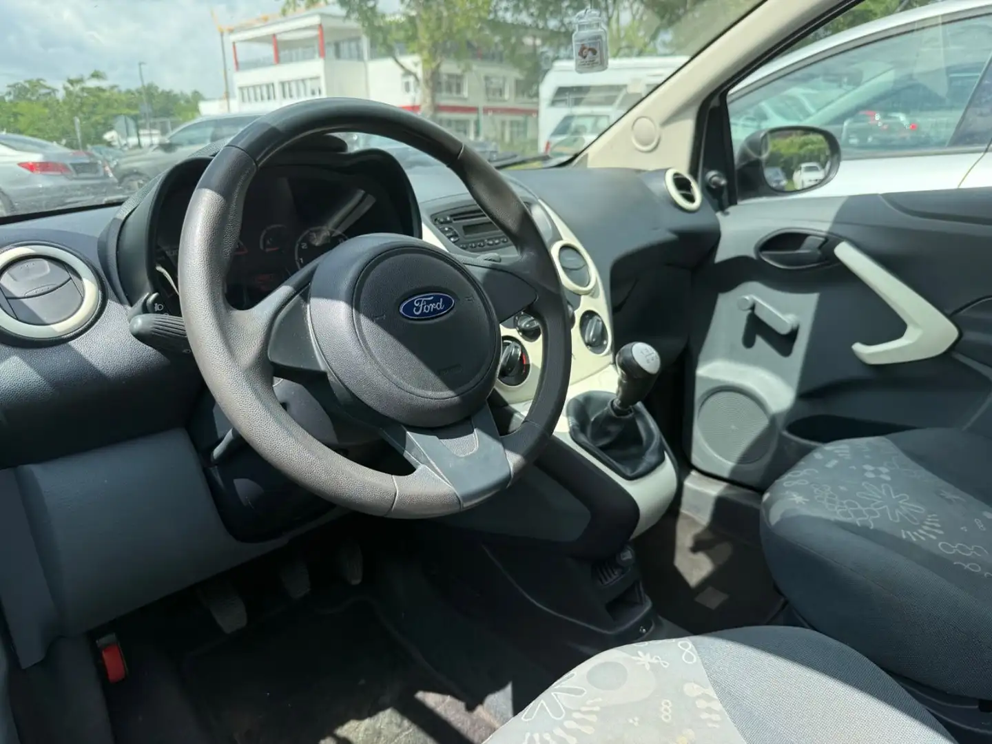 Ford Ka/Ka+ Ambiente 1.HAND*KLIMAANLAGE*START-STOP*TÜV Weiß - 2