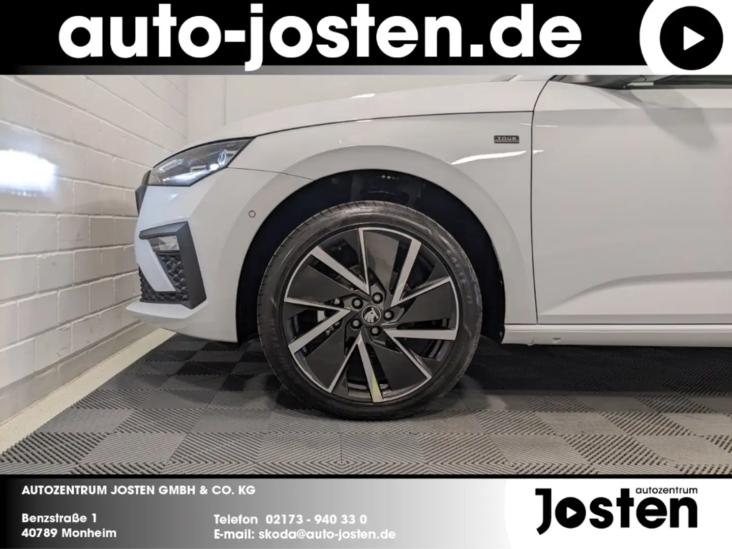 Skoda Scala Tour 1.5TSI Matrix-LED Navi digital Cockpit Parkle Weiß - 2