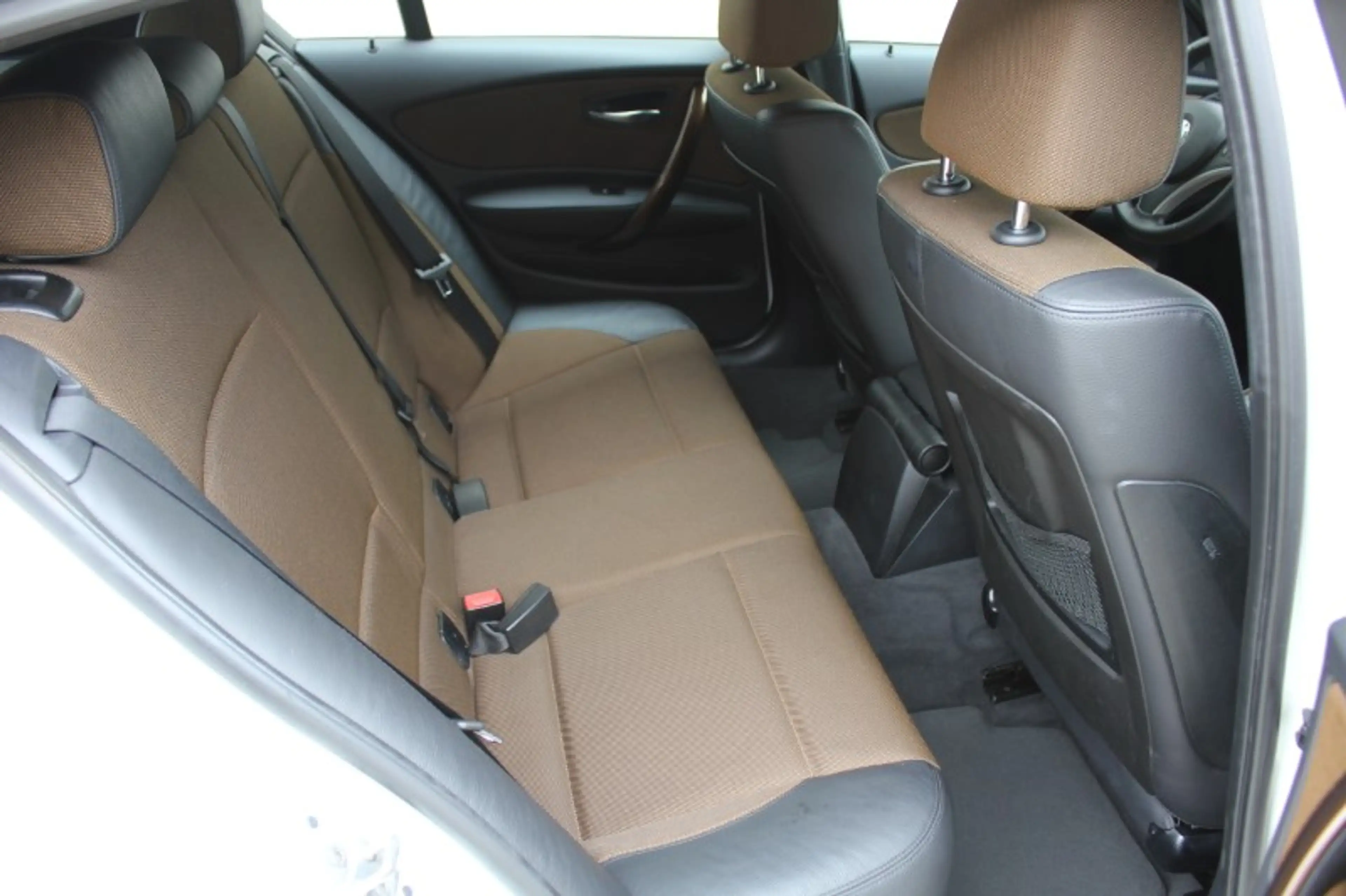 BMW 118 118iA — photo 15