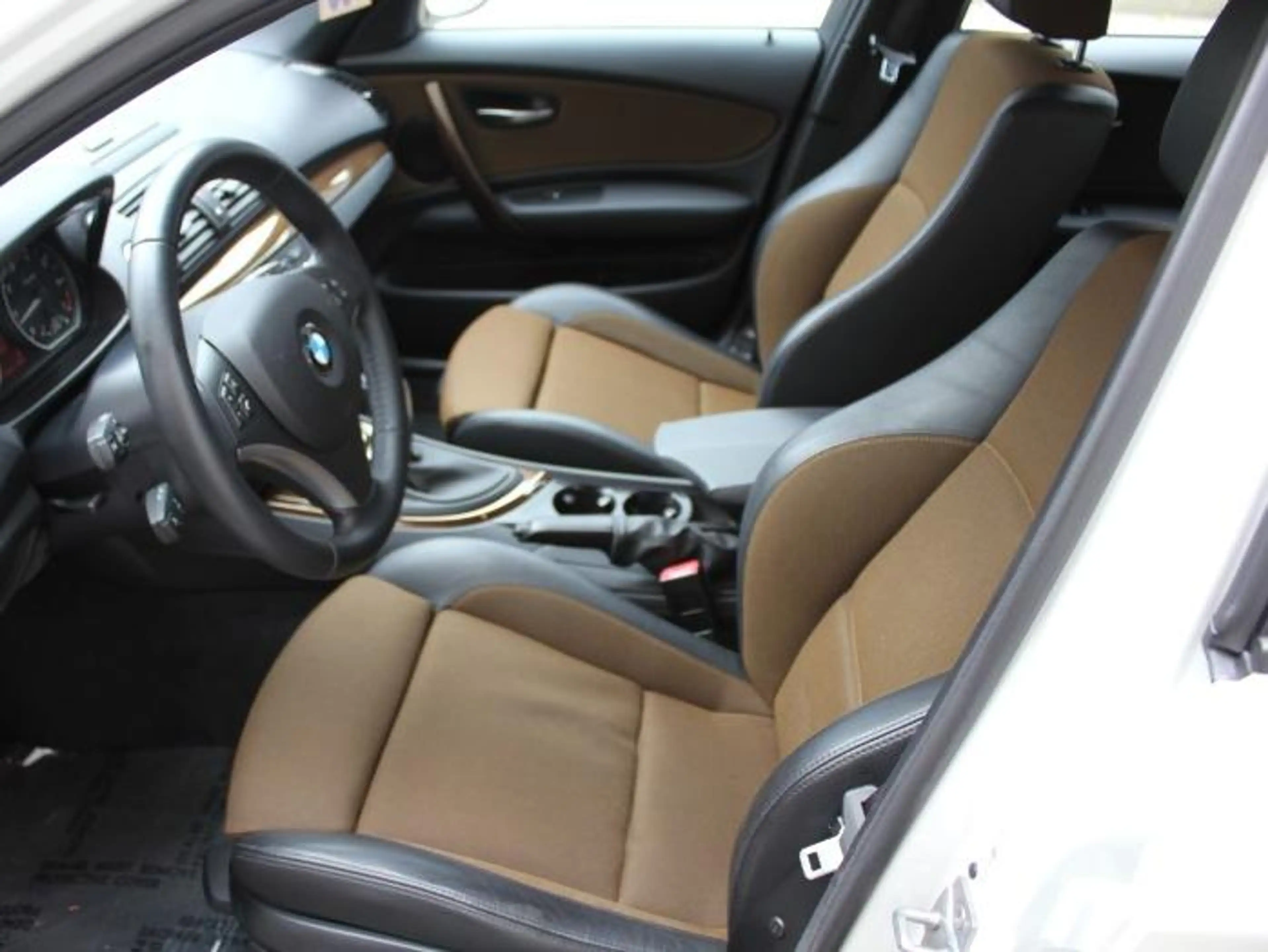 BMW 118 118iA — photo 12