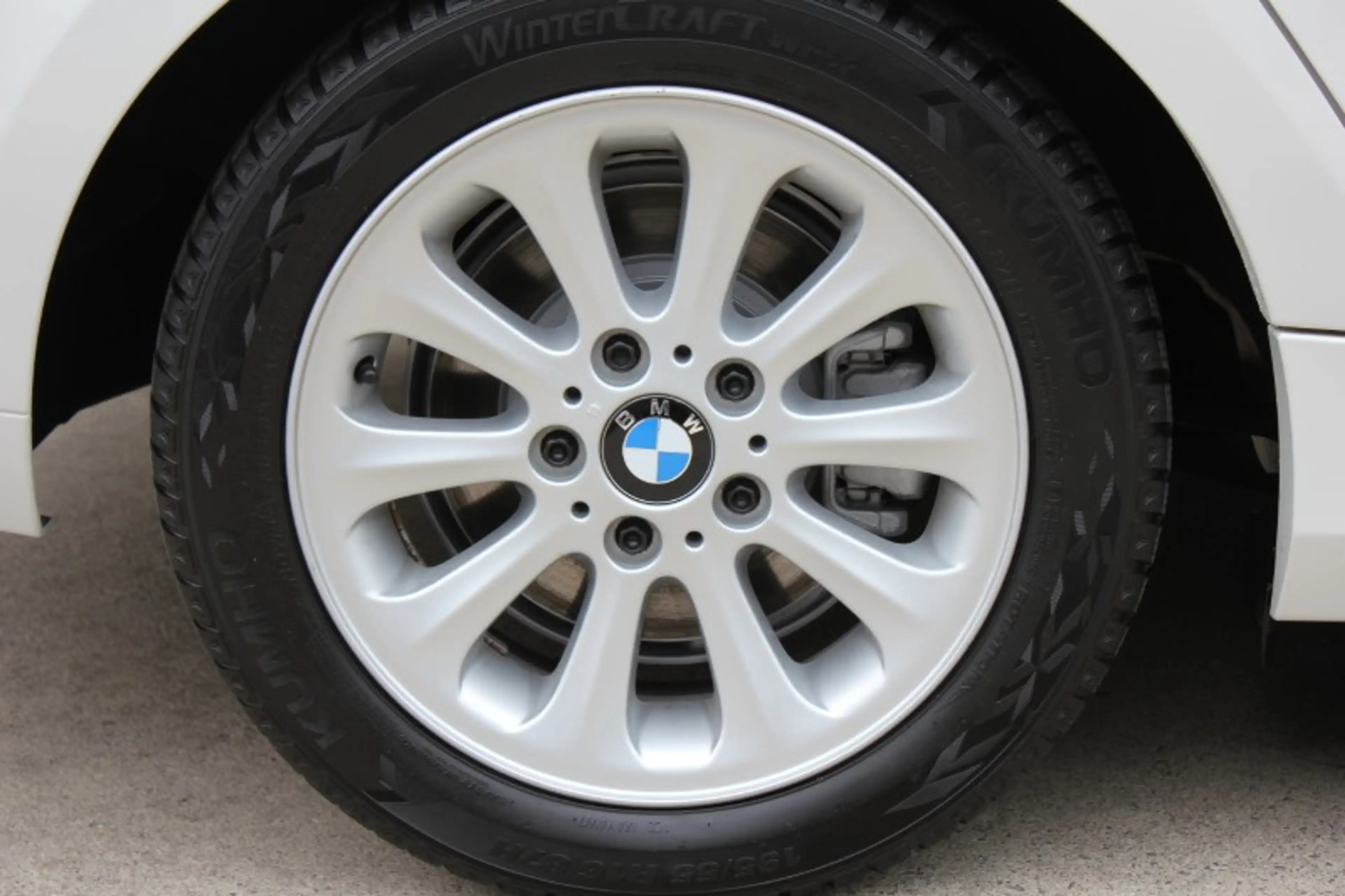 BMW 118 118iA — photo 7