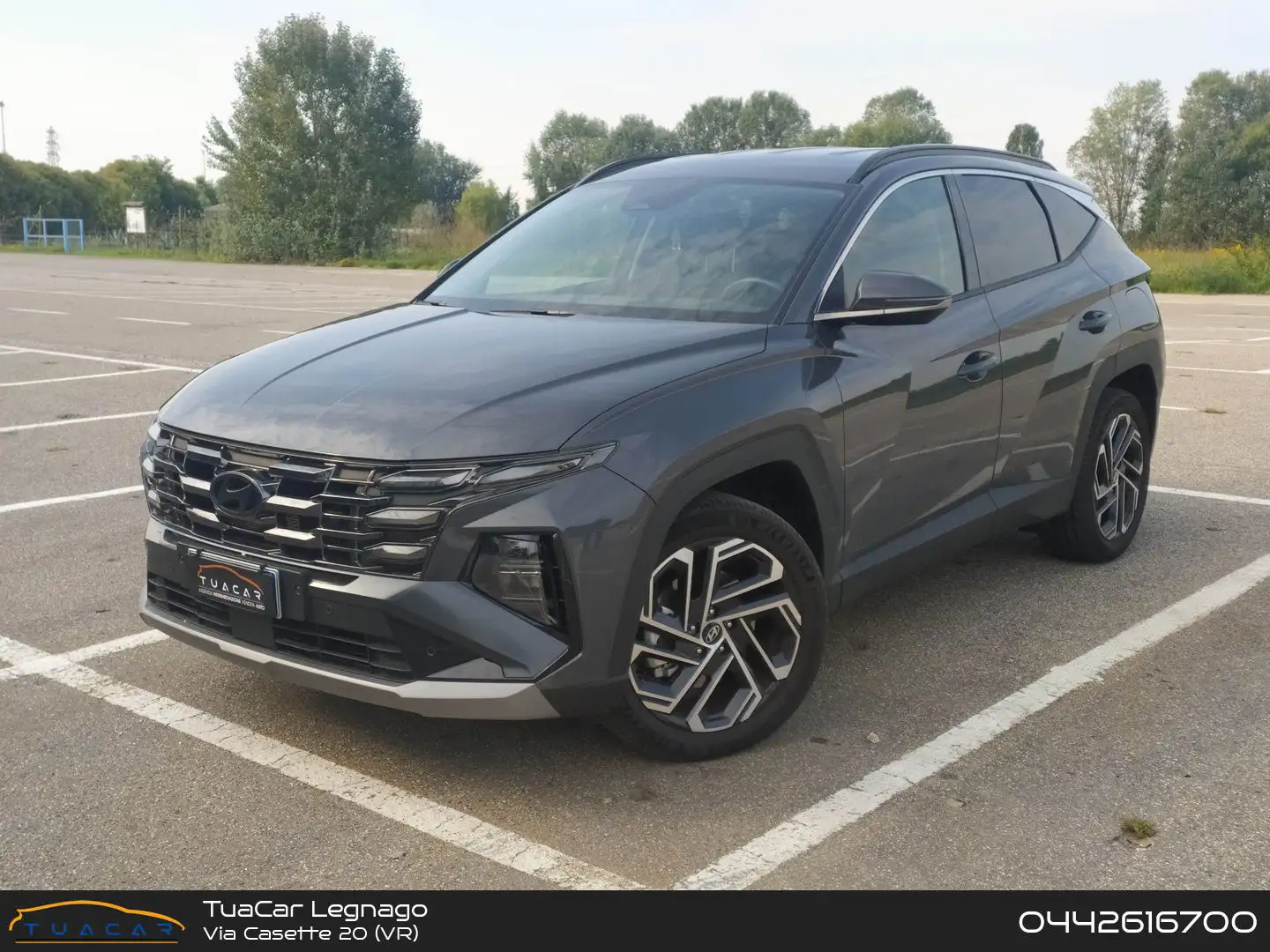 Hyundai TUCSON Exellence 1.6 T-GDI HEV Grau - 1