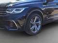 Volkswagen Tiguan R-Line 2.0 TDI Stand*AHK*RFK*Digital*ACC Zwart - thumbnail 13