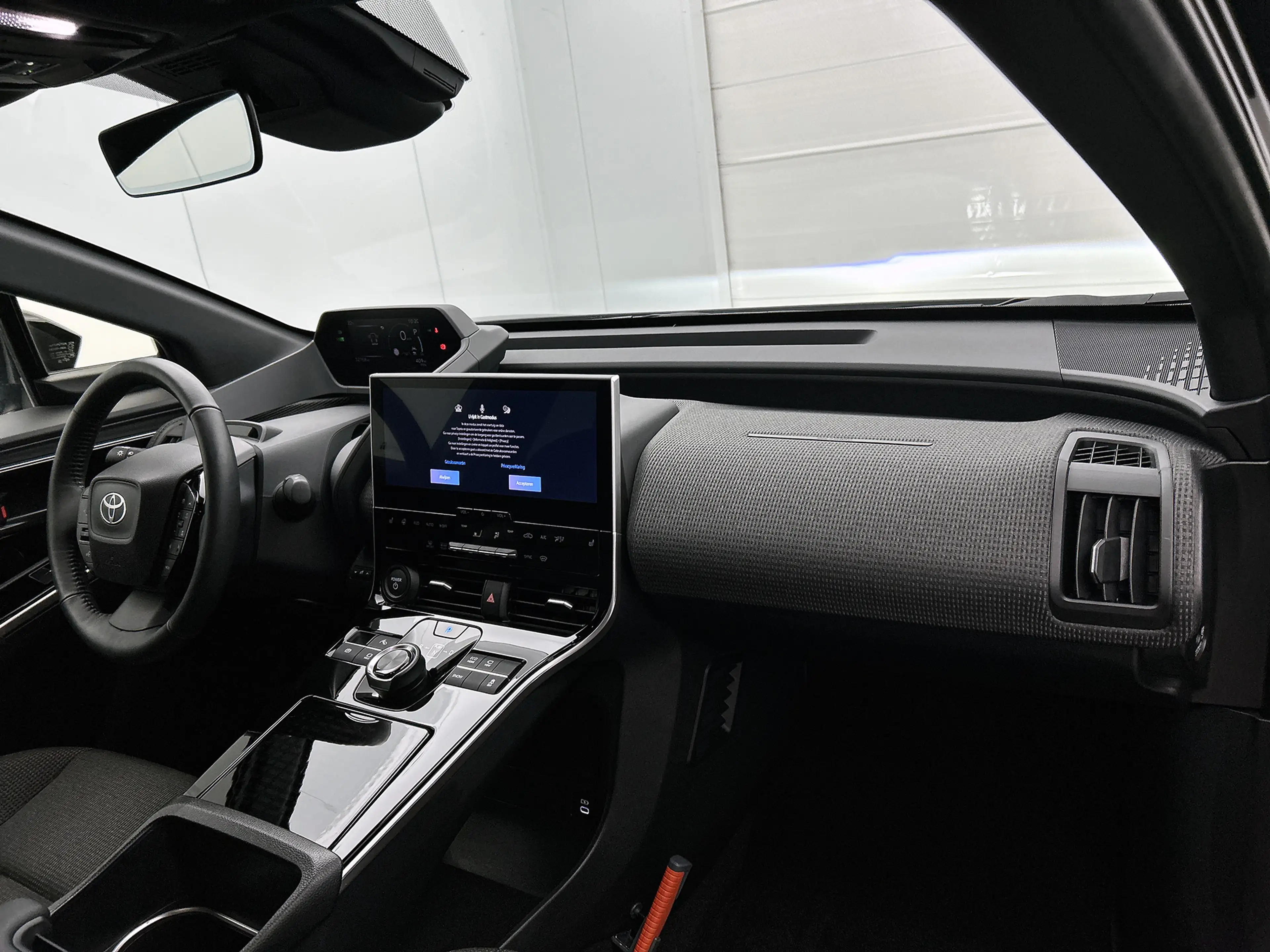 Toyota bZ4X Dynamic 71 kWh | Parkeersensoren V+A | Blindspot | — photo 9
