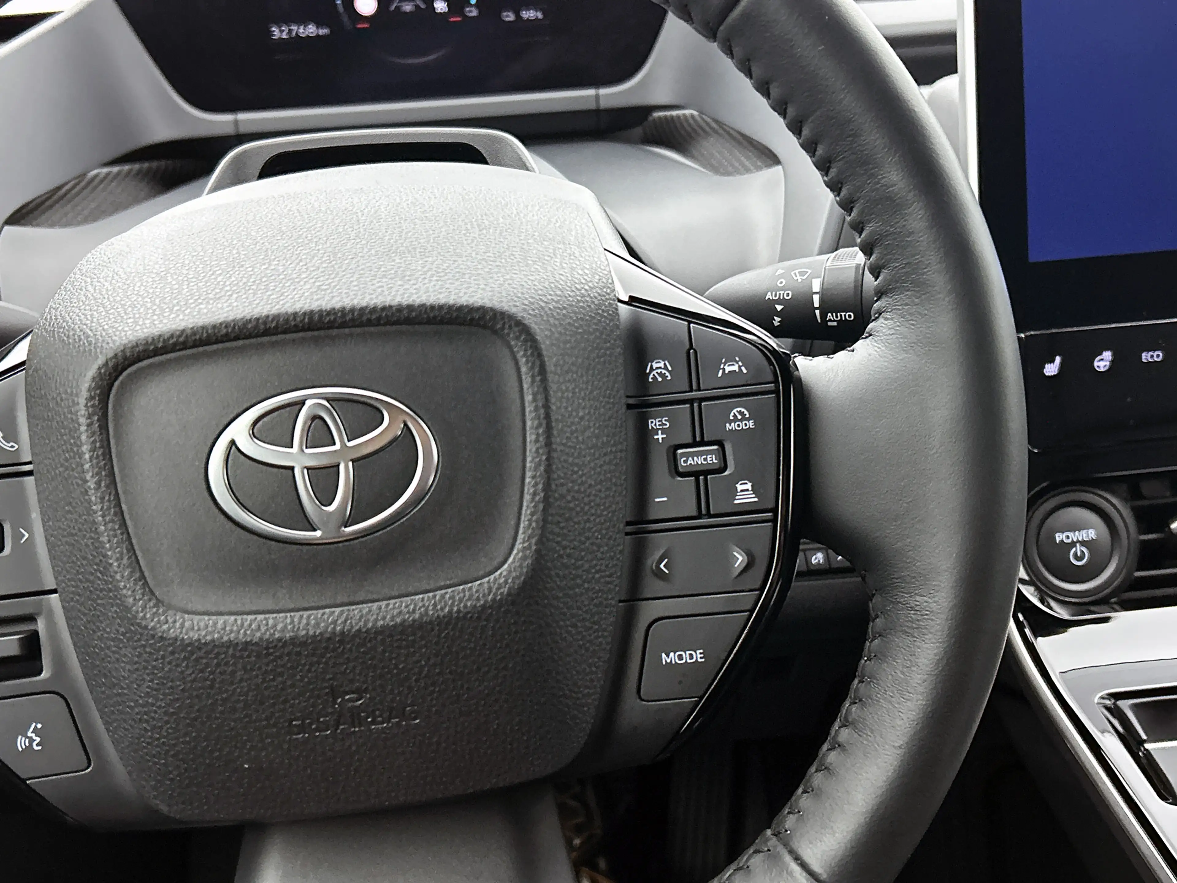 Toyota bZ4X Dynamic 71 kWh | Parkeersensoren V+A | Blindspot | — photo 7