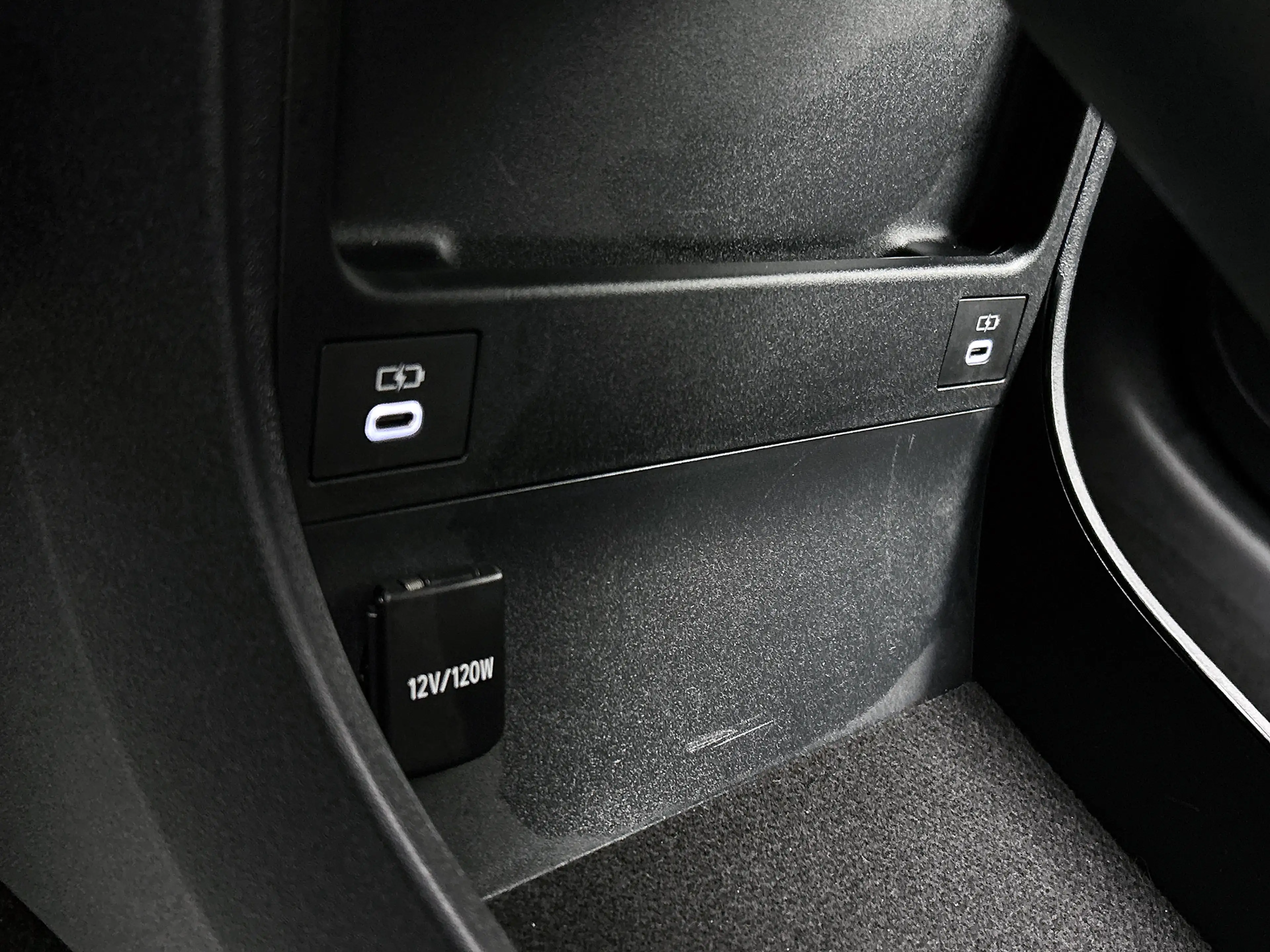 Toyota bZ4X Dynamic 71 kWh | Parkeersensoren V+A | Blindspot | — photo 15