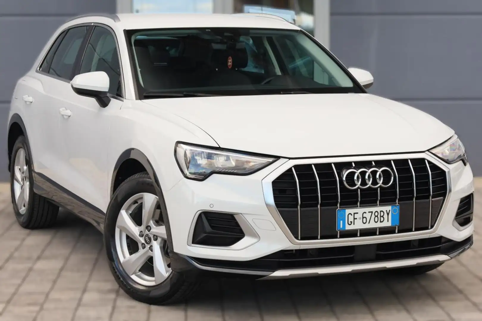 Audi Q3 35 TFSI S tronic Prezzo Netto Business Advanced Bianco - 1