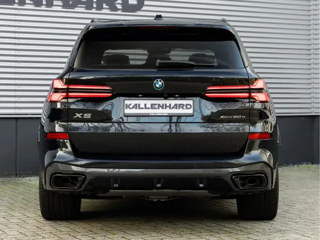BMW X5 view 7