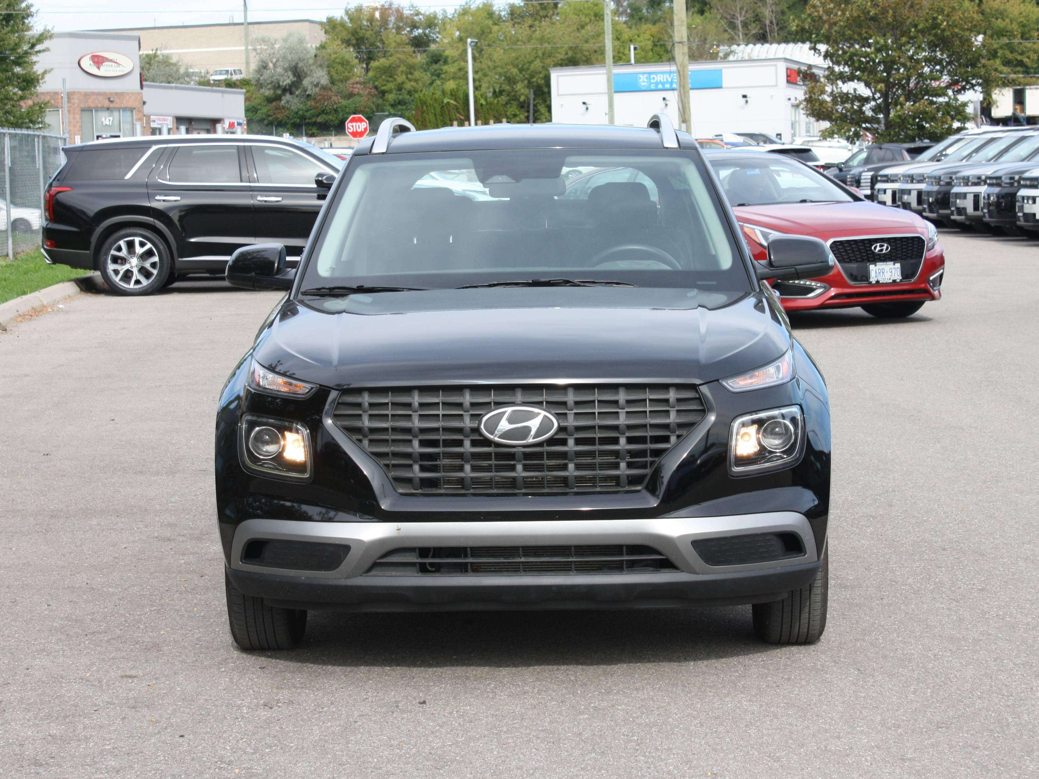 2026 Hyundai Venue — photo 2