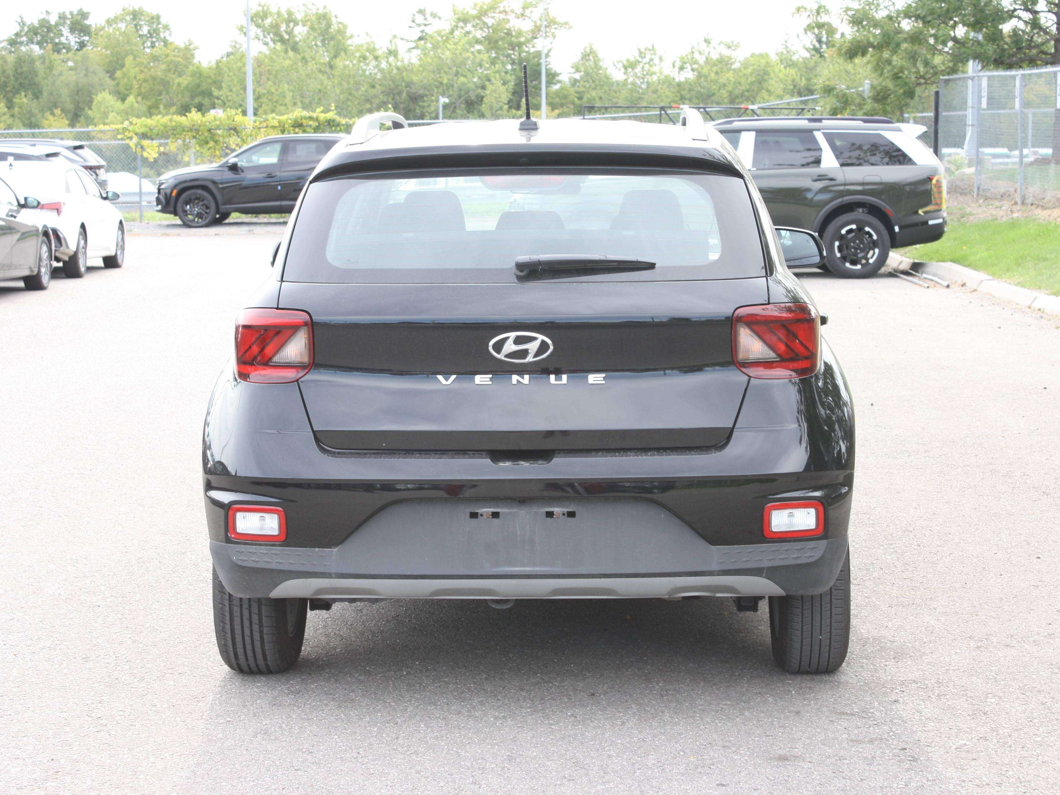 2026 Hyundai Venue — photo 5