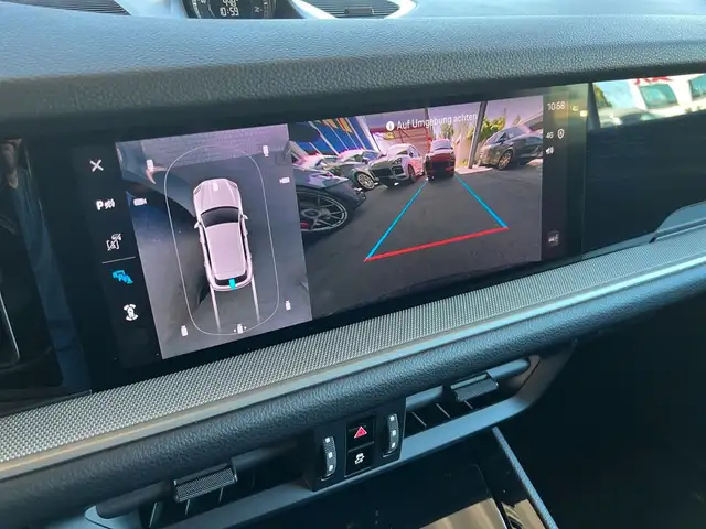 Porsche Cayenne view 11