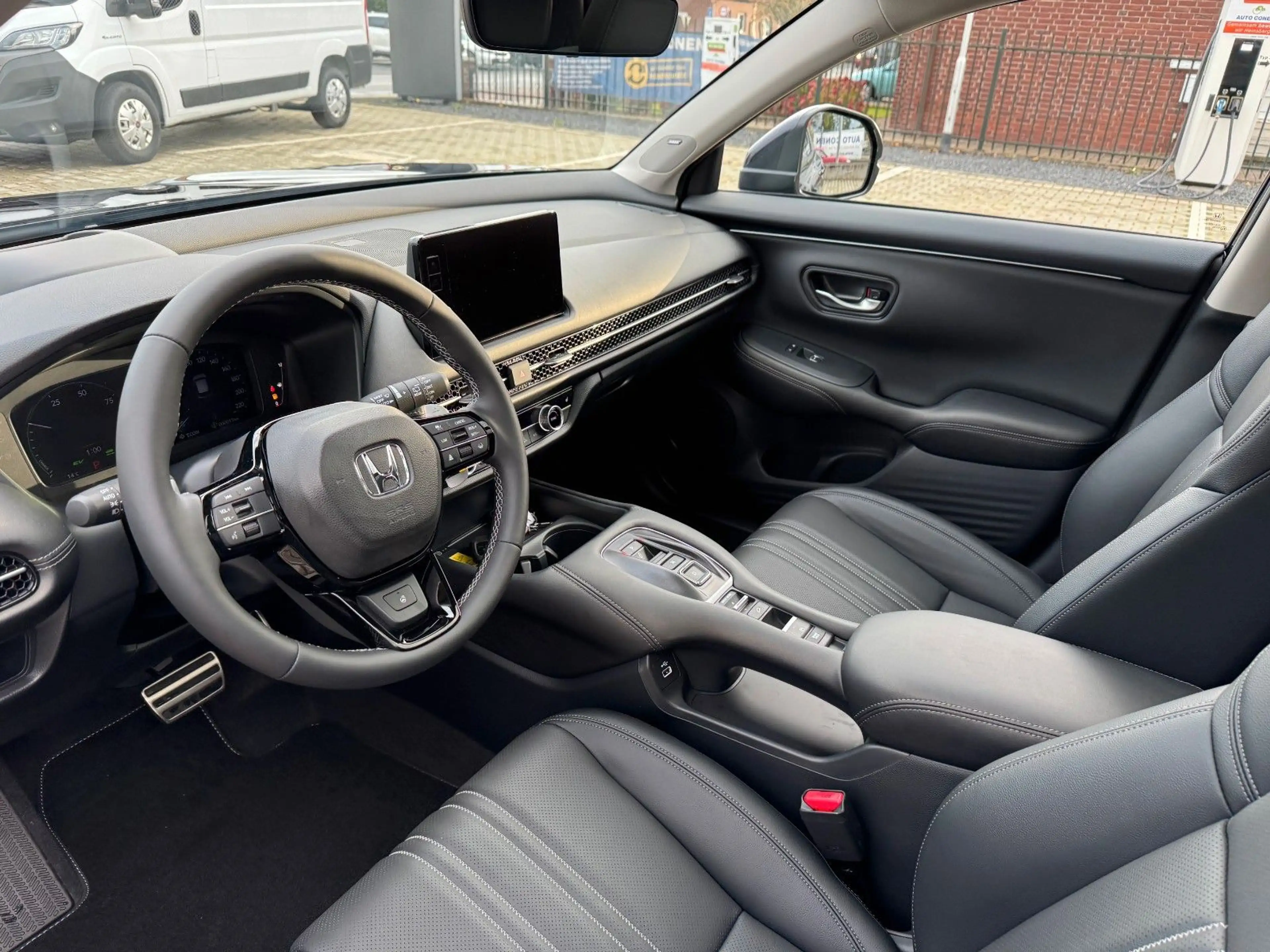 Honda ZR-V 2.0 e:HEV Advance ZR1802 Black Embl. MY2026 — photo 7