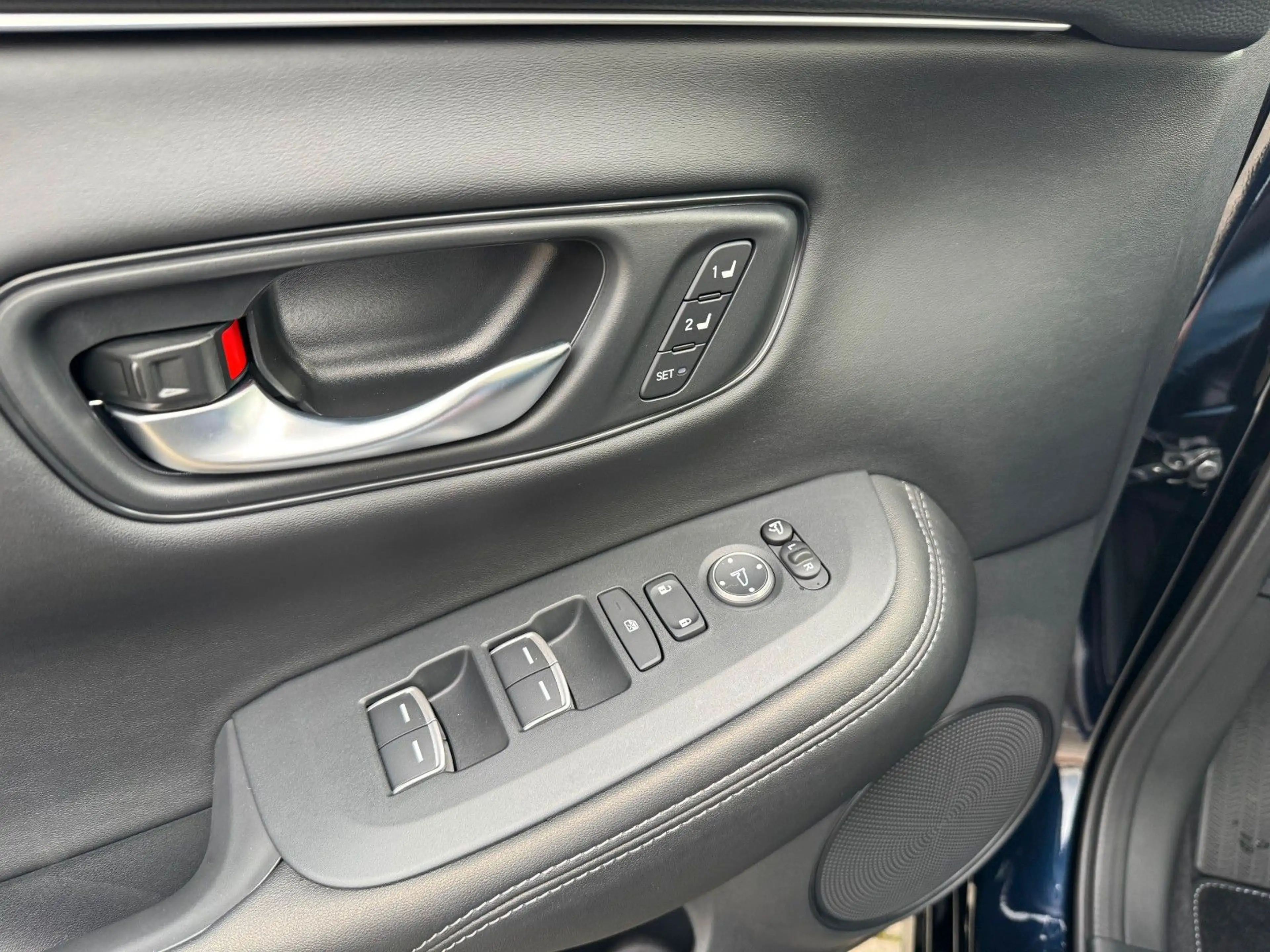 Honda ZR-V 2.0 e:HEV Advance ZR1802 Black Embl. MY2026 — photo 14
