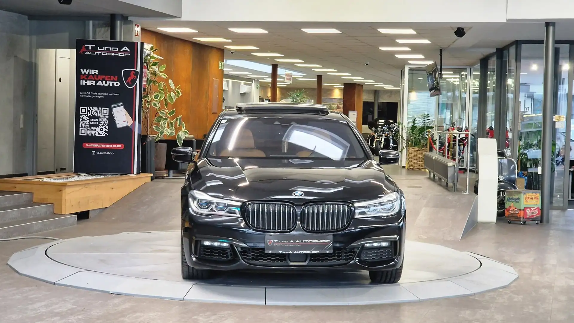 BMW 750 Li xDrive M-Paket Aut. *Carbon Core*Soft Close*Hea Чёрный - 2