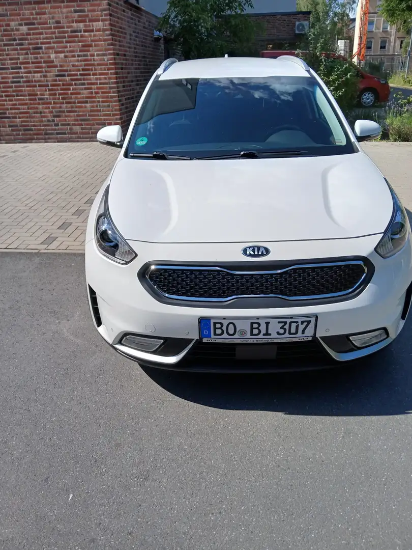 Kia Niro 1.6 GDI PHEV 2WD Aut. Spirit Weiß - 1