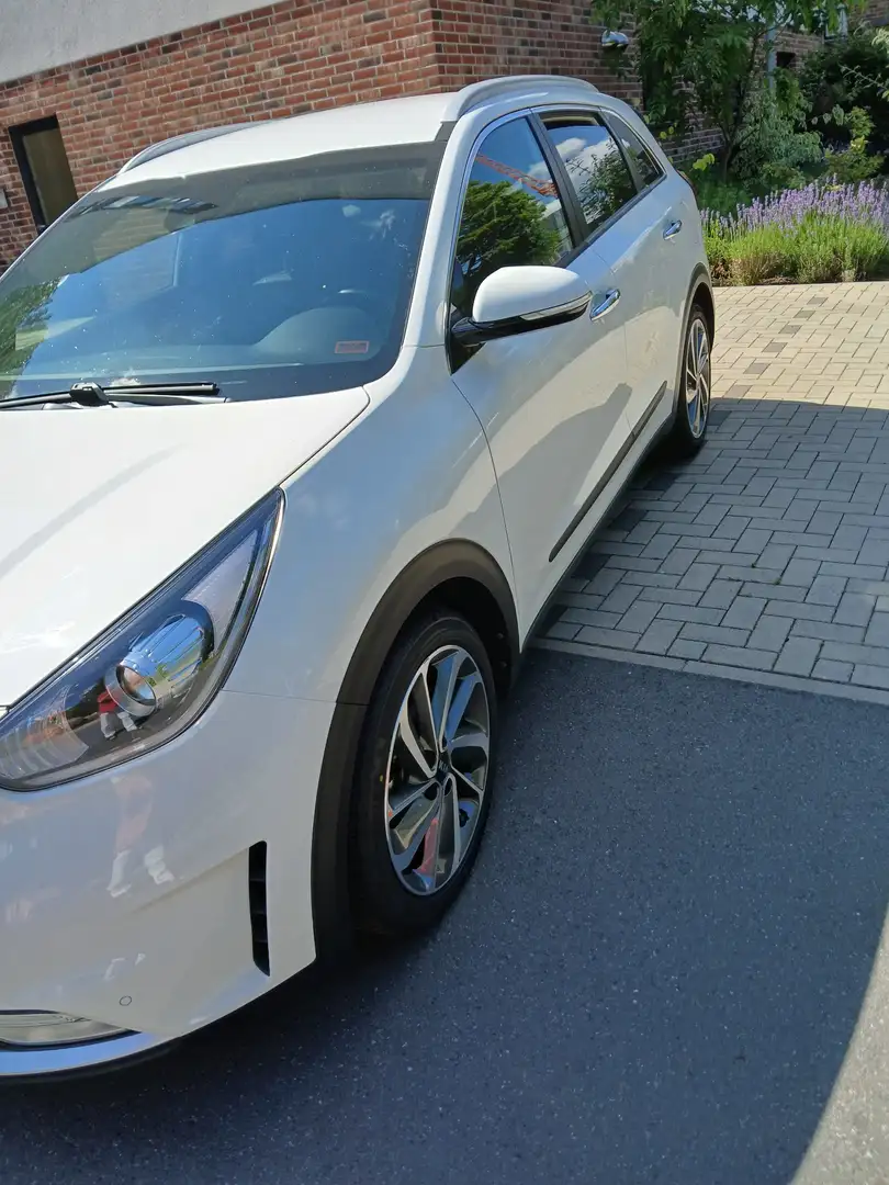 Kia Niro 1.6 GDI PHEV 2WD Aut. Spirit Weiß - 2